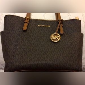 Michael Kors tote